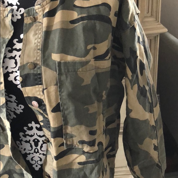 Gilded intent camo button down jacket NEW - Picture 2 of 5